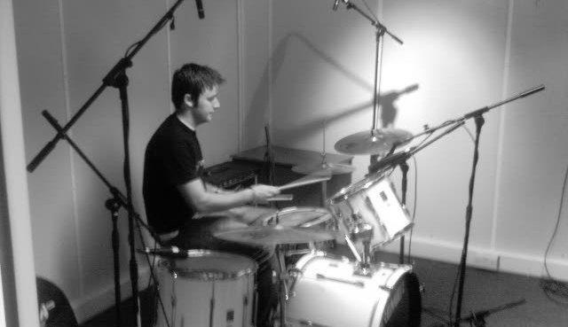 stevie wonder playing drums